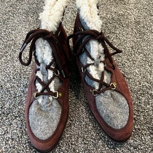 SOREL SNEAKCHIC ALPINE NWOT Size 9.5 Distressed Faux Fur Lace Up Wedge Boots